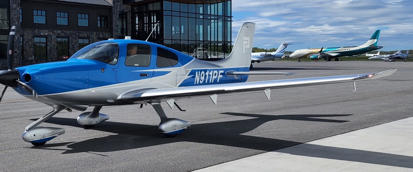 SR20 Cirrus Aircraft  Comfortable Cabin with Lifestyle Features